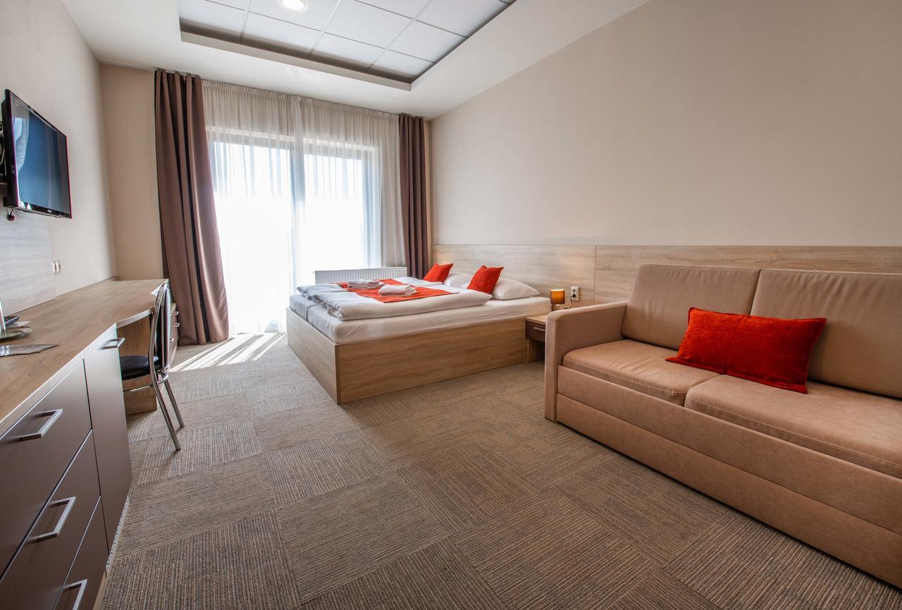 Aqua Sport*** Hotel ปูโฮ ภายนอก รูปภาพ
